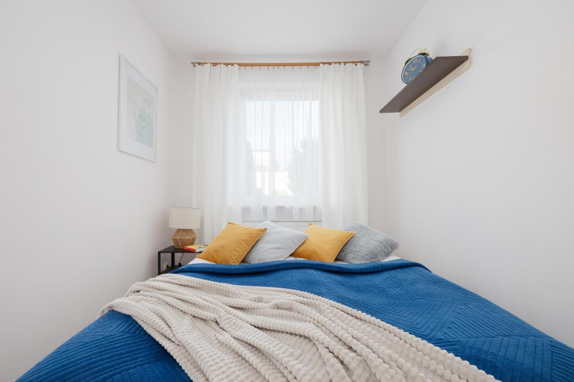 Apartment Na Parterze Z Parkingiem I Biurkiem Do Pracy Zdalnej W Piasecznie By Renters